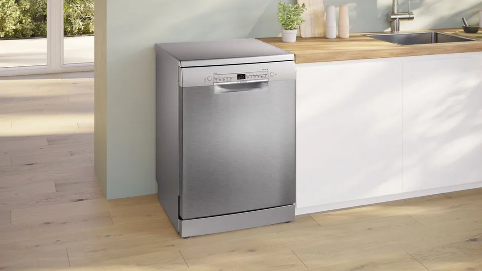 BOSCH Standgeschirrspüler Serie 2 SMS2HVI02E, 14 Maßgedecke, Intensivprogramm, Besteckschublade Dieses Produkt der Marke BOSCH wird von uns als 2