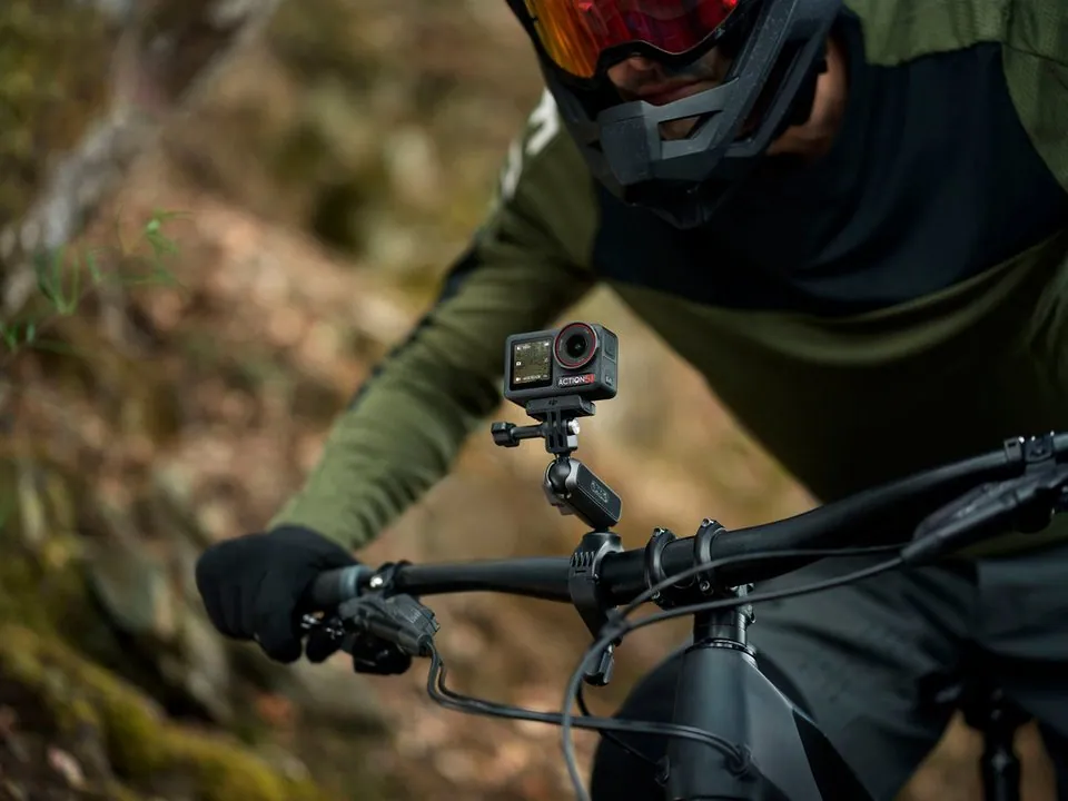 DJI Osmo Action 5 Pro Adventure Combo, revolutionäre Bildqualität, 4nm Chip, beeindruckender Dynamikumfang 5