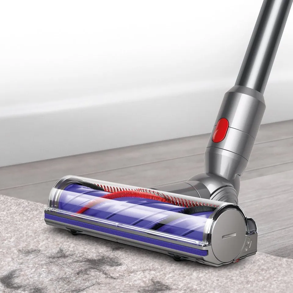DYSON V8 Advanced Akku-Hand- und Stielstaubsauger, innovative Haarentwirrung, bis zu 40 Minuten Laufzeit Dieses Produkt der Marke DYSON wird von uns 2
