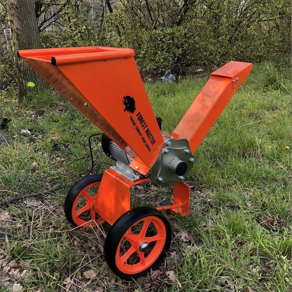 Forest Master FM4DDE Elektro Häcksler, 2800 Watt, 5 cm max. Astdurchmesser, Direktantrieb 2