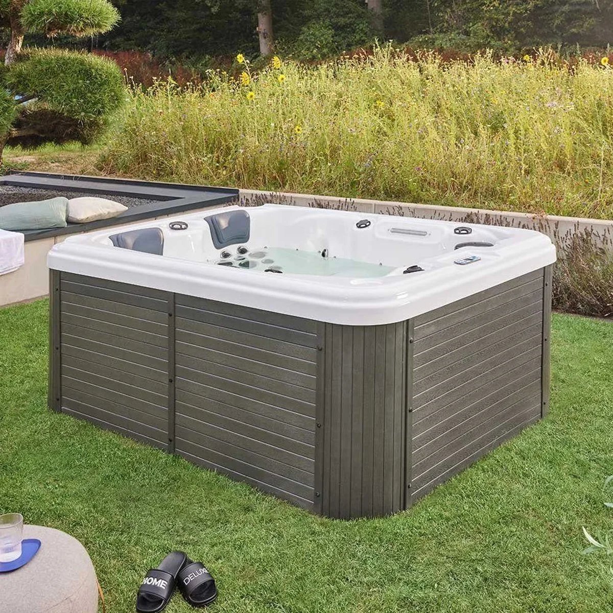 HOME DELUXE Whirlpool BEACH, 51 Düsen, Ozon-Reinigungssystem, LED-Beleuchtung