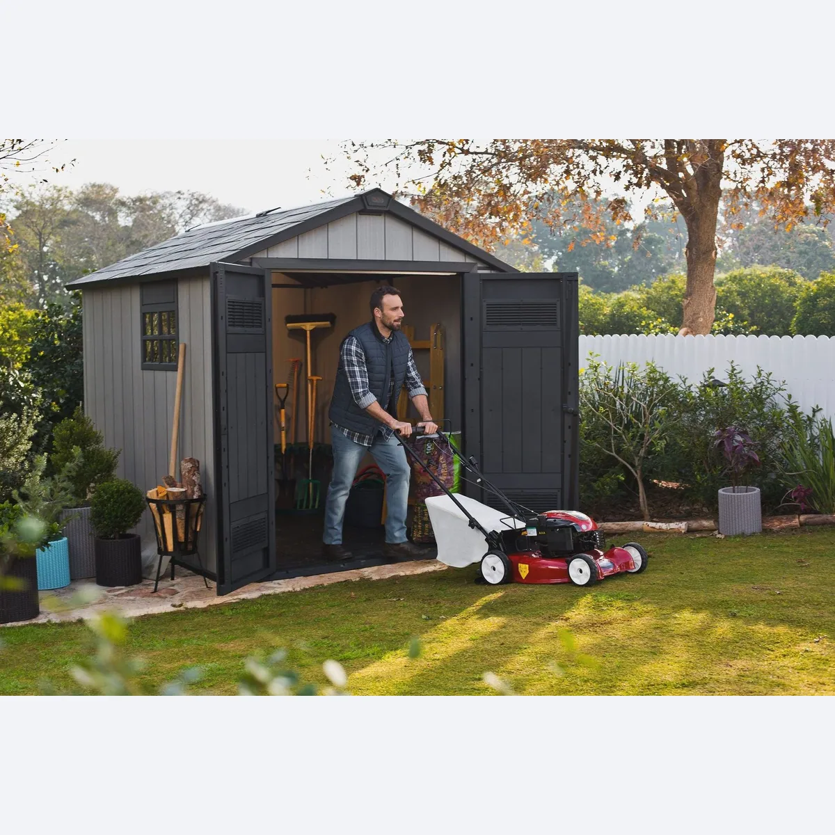 Keter Oakland 757 Gartenhaus, 8400 Liter Volumen, abschließbar, wartungsfrei 3