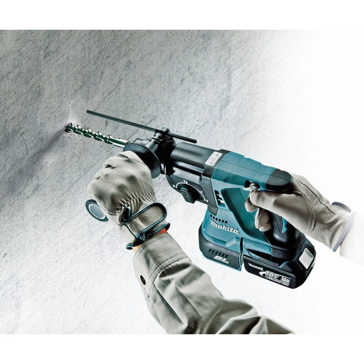 Makita DHR243Z Akku-Kombibohrhammer, max. 950 U/min, SDS+ Dieses Produkt der Marke Makita wird von uns als unabhängigem Händler vertrieben. Wir sind 2