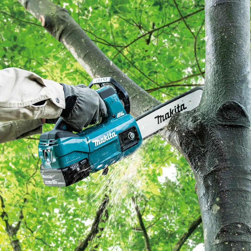 Makita DUC254Z Akku-Kettensäge, 25 cm Schwertlänge, 18V, 24 m/s Dieses Produkt der Marke Makita wird von uns als unabhängigem Händler vertrieben. Wir 2