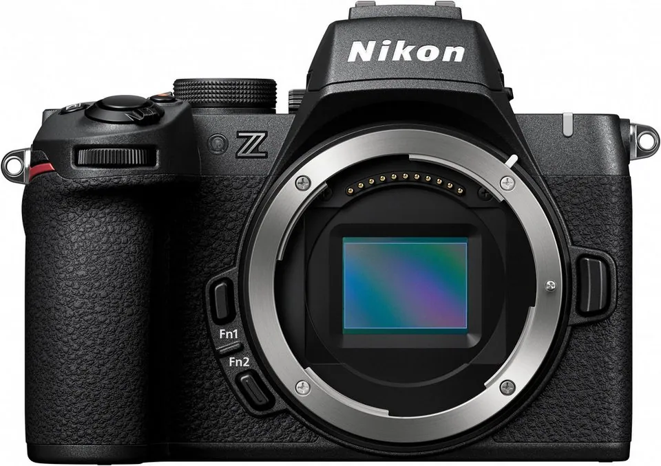 Nikon Z50II Kit, 2 Zoomobjektive, Bildstabilisator Dieses Produkt der Marke Nikon wird von uns als unabhängigem Händler vertrieben. Wir sind kein 3
